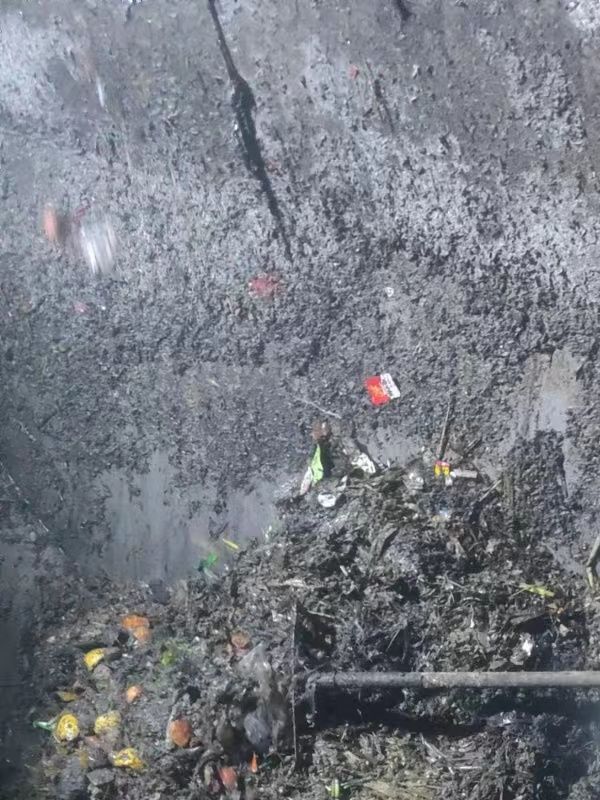 运河污水池清理